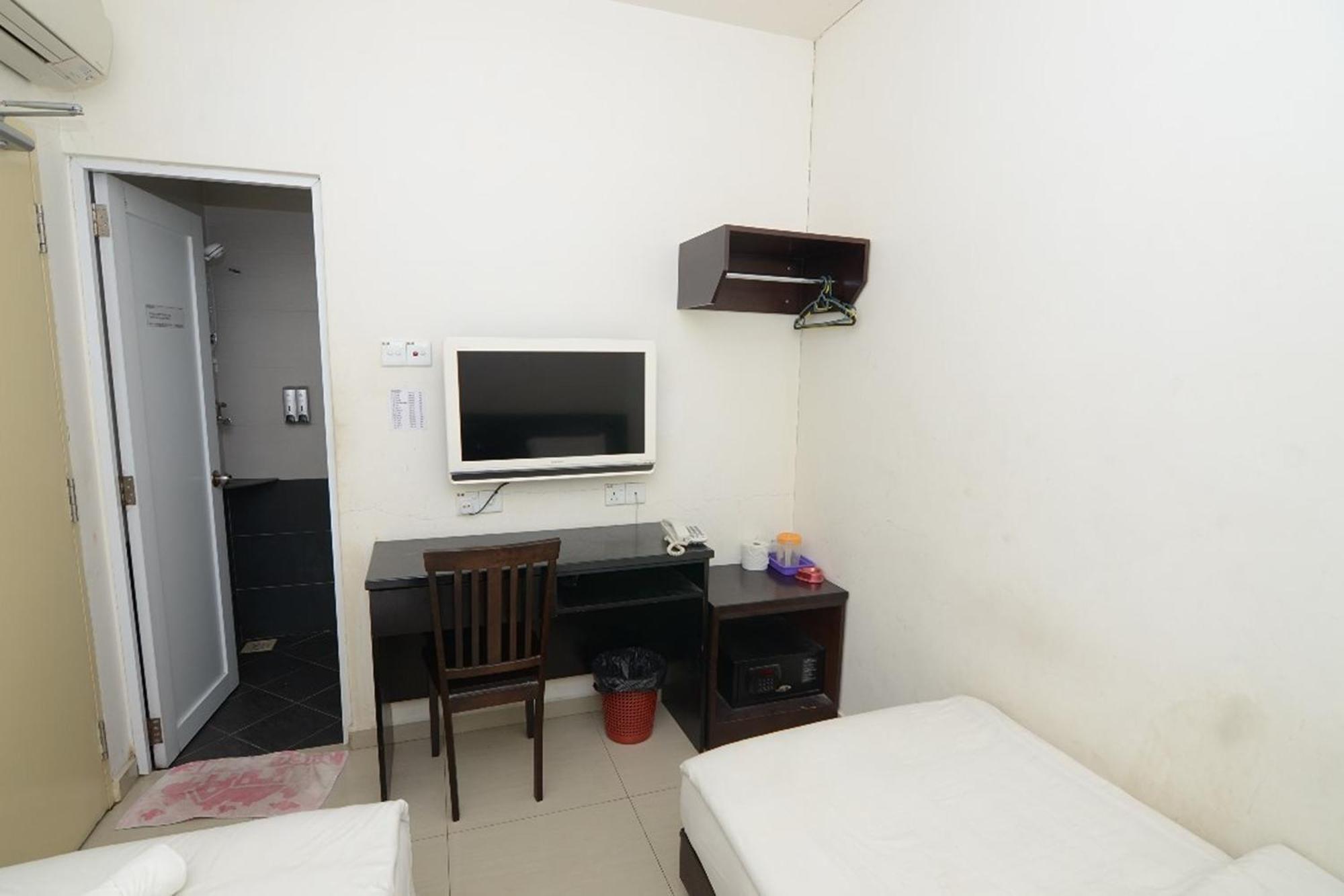 Hotel Alam Indi Johor Bahru Exterior photo