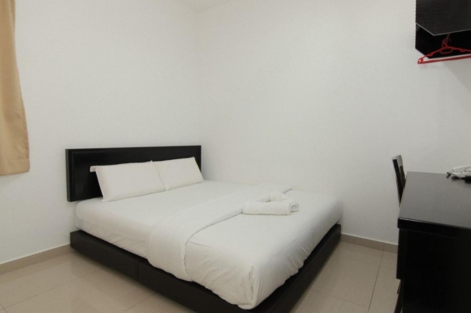 Hotel Alam Indi Johor Bahru Exterior photo