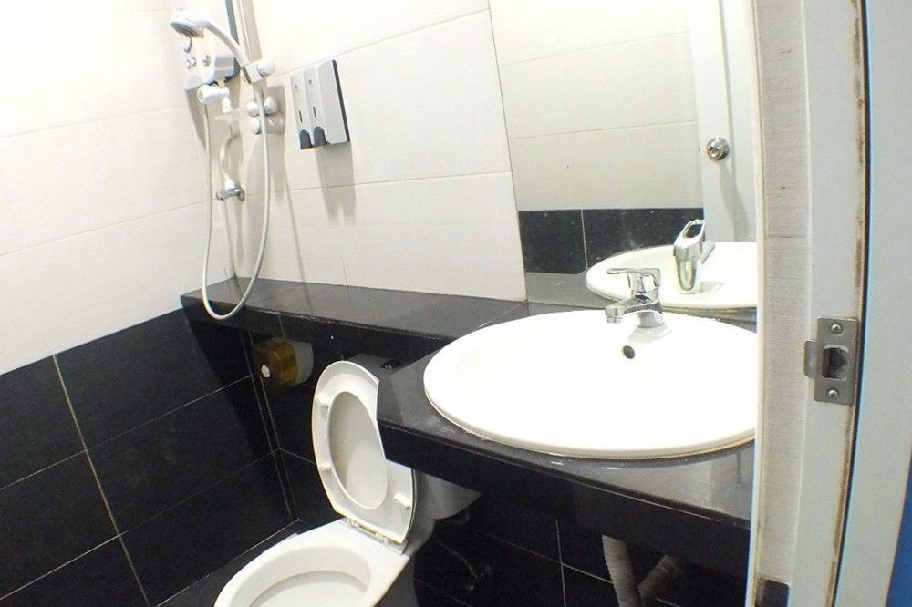 Hotel Alam Indi Johor Bahru Exterior photo